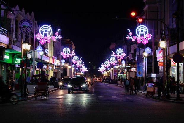 den led trang tri duong pho, mau den led trang tri duong pho